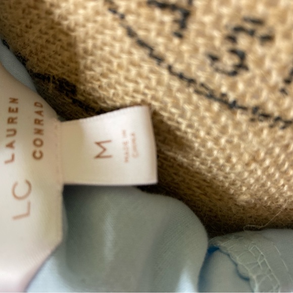 Lauren conrad NWOT baby blue lace dress size medium - Picture 12 of 16